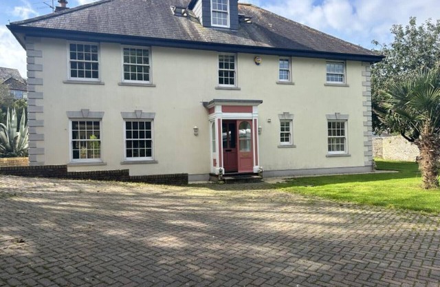 Nicely Tucked Away Cottage