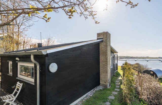 "Nielsen" - 30m to the fjord by Interhome