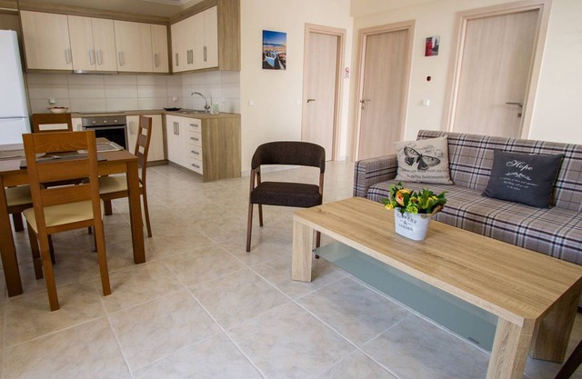 Nijay Apartments No 2 First Floor Front Quiet Location