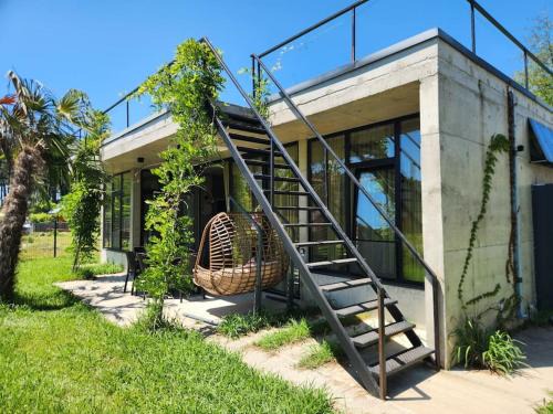 Nina's house & Yard 200m from beach Kaprovani