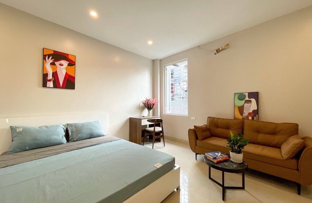 NINE HOUSING 30 Yen Hoa