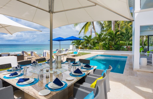 Nirvana: Luxury beachfront 5-bedroom villa with pool
