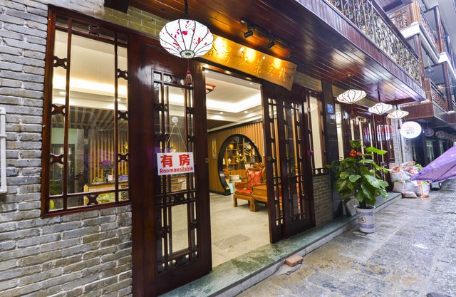 Yangshuo West Street 