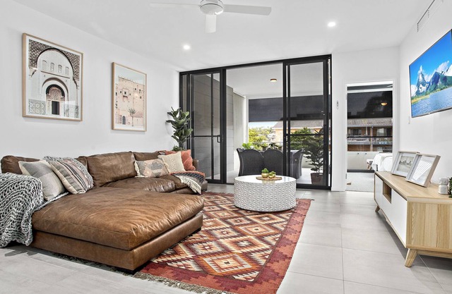 No 5 Rockpool Sunny Sawtell