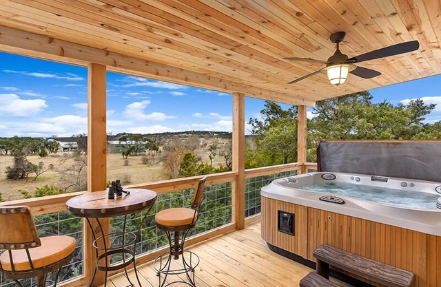No Rancho Properties Texas Haus | Hot Tub | Beautiful Views
