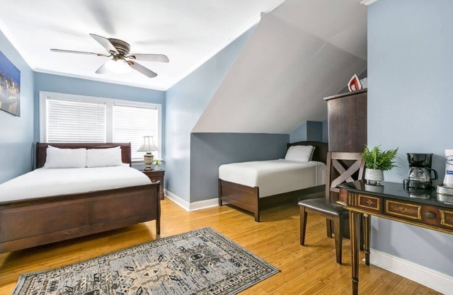 NOLA Vibes | Cozy Studio on Canal Street