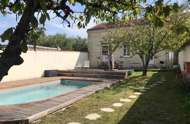 Non-adjoining renovated shop "the countryside in the city