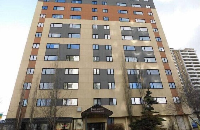 Non Smoking Entire Studio Condotel, Downtown River Valley, Downtown.