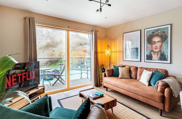 North Bay Sands Apartment 1-UK2629