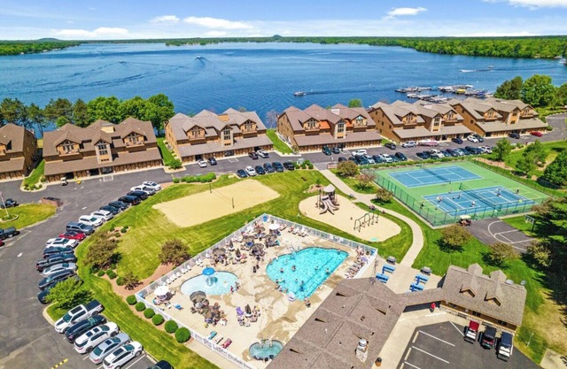 Northern Bay Castle Rock Lakefront/Pool/Park/Beach