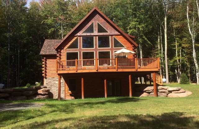 nStunning Chalet style home in Catskills with 8 Person hot tub, fire pit & Sauna