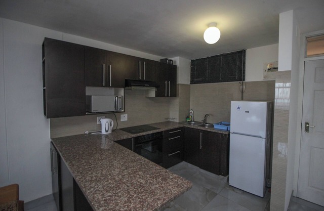 NTVT @ Penzance, 2-Bed holiday Apartment, South Beach, Durban, South Africa.