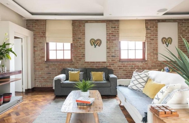 NYC styled, 3 bed, City Centre Apartment!