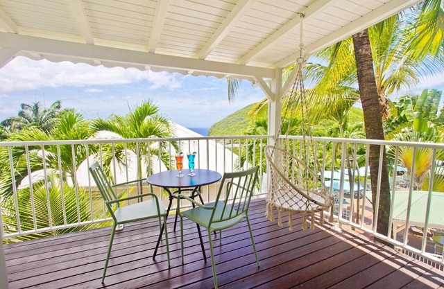 "O Coeur de Deshaies", Amandiers. Terrace, Pool, A/C, parking.