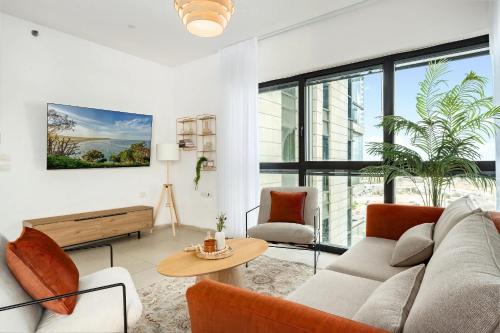Oַ&O Group- Luxury Tower 3BR Beach View High Floor
