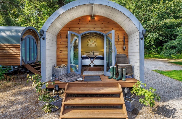 Oak Retreat - UK46650