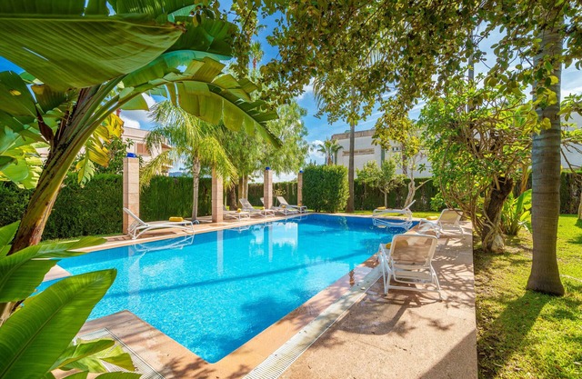 OASIS House for 8 people in Inca