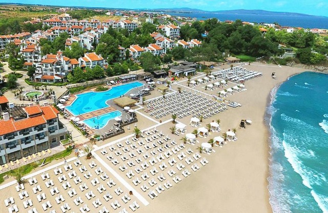 Oasis Resort and Spa