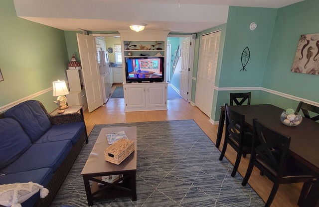 Ocean Side Beach Condo in Family Friendly Community! Oceanfront pool!