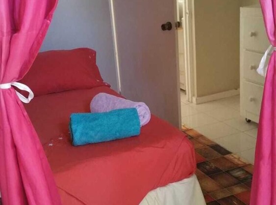 Ocean Sky Apartments Barbados. Apt. A