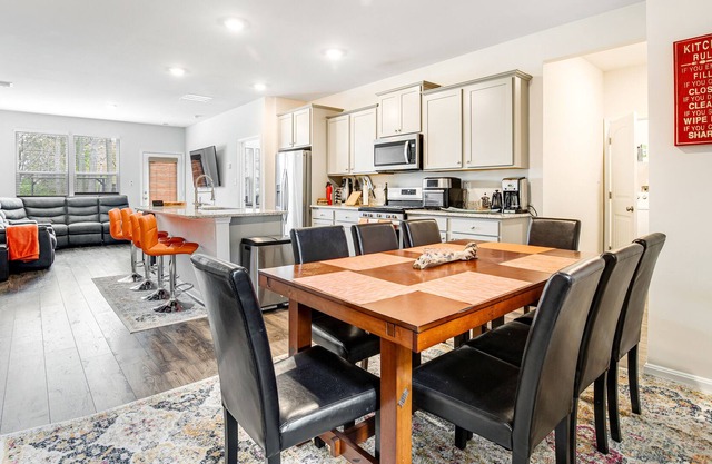 Ocean View Beach Club townhome with patio, grill, firepit, pools & tennis