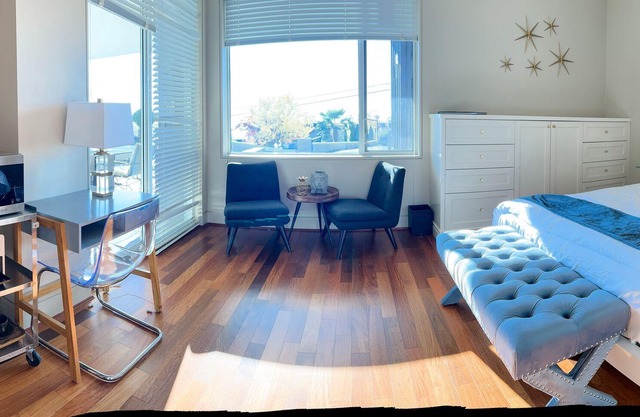 Ocean View Luxury Suit Room With Patio