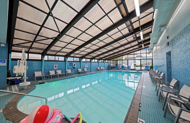 Oceanfront Condo on Boardwalk/Indoor Pool/Hot Tub