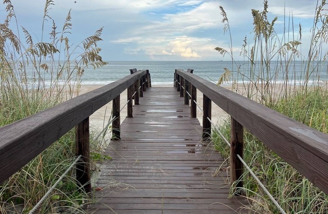 Oceanfront Vilano Beach Retreat- Pool/Minutes from historic St Augustine/Peloton