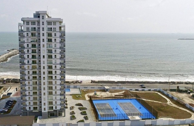 Oceanview Smart Home with Pool in Oniru-Lekki 1