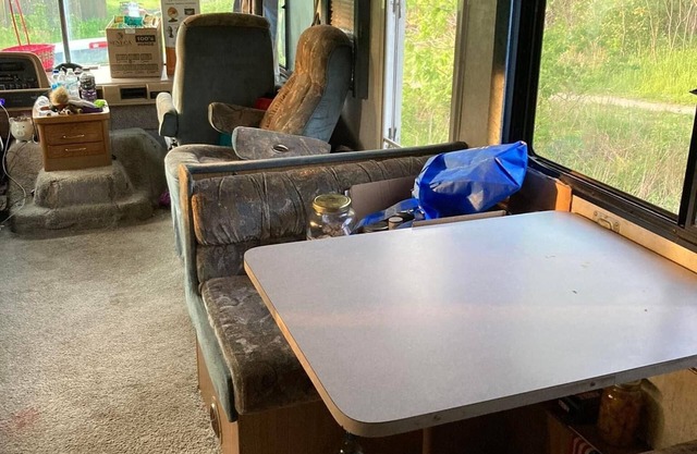 Off grid RV. Only 14 miles to Watkins Glen Speedway! NO CLEANING FEE