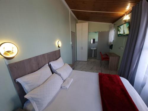 Ojong's Guesthouse Kraaifontein - Eikendel