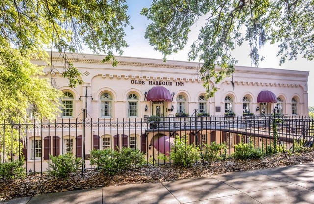 Olde Harbour Inn, Historic Inns of Savannah Collection