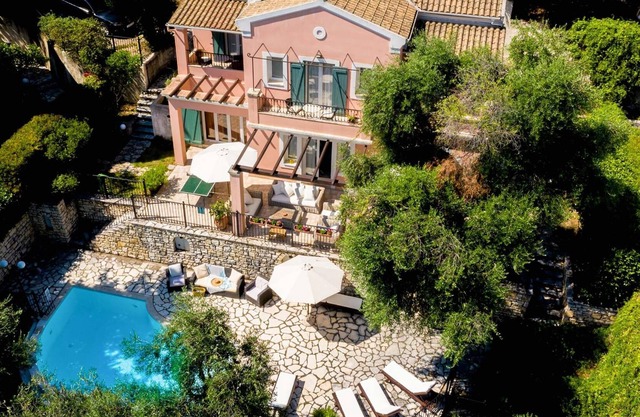 Olive grove villa, games room + path to the beach