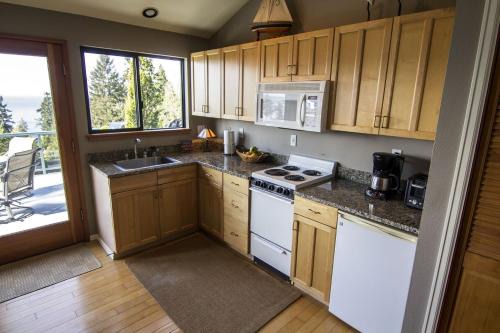 Olympic View Cottage