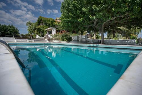 Olympus Breeze pool villa Divine Luxury in Larisa