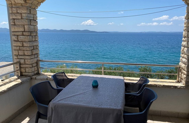 One bedroom apartment near beach Kožino, Zadar (A-5803-c)