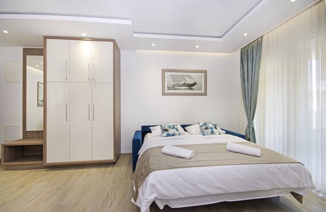 One bedroom apartment with terrace Promajna, Makarska (A-21102-g)