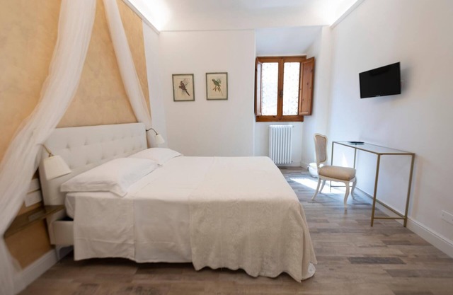 One Bedroom Apartment