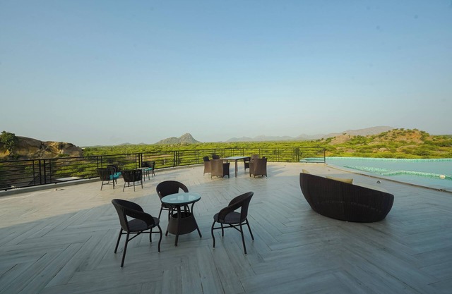 One Earth A Leopard Jawai