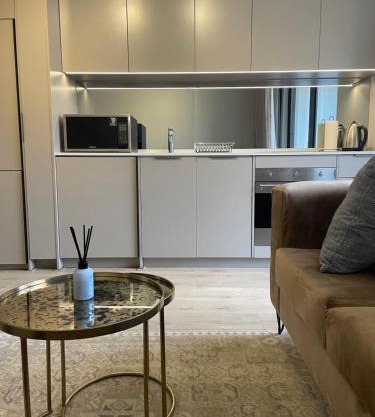 One Rosebank Unit 11