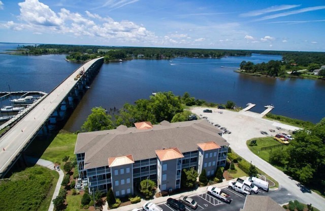 Oriental Harbor Place, B-8 - Unwind by the water