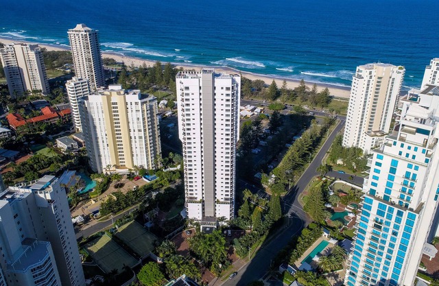 Oscar on Main Resort