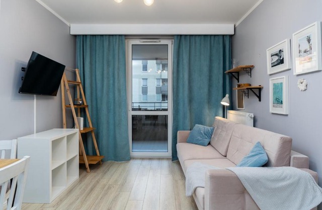 Osiedle Avia Cosy Apartment by BookingHost