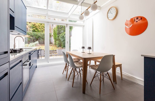 Ossington Street by onefinestay