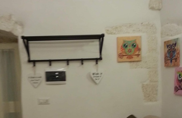 OSTUNI THE INTERNET CASE WITH Wi-Fi free