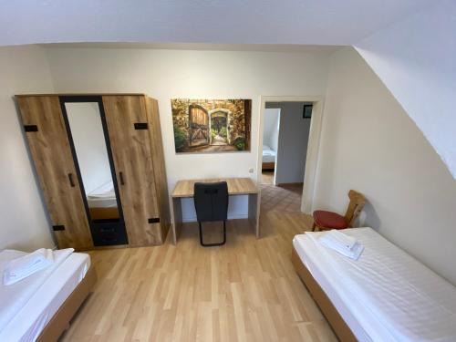Othman Appartements Groß Buchholzer Straße 16a
