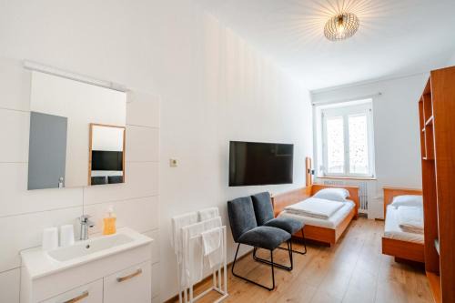 Ott`s Hotel Budget Rooms