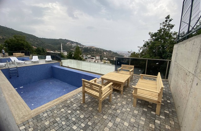 out of sight-private holıday