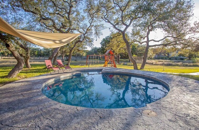 Outdoor Utopia Acreage Retreat