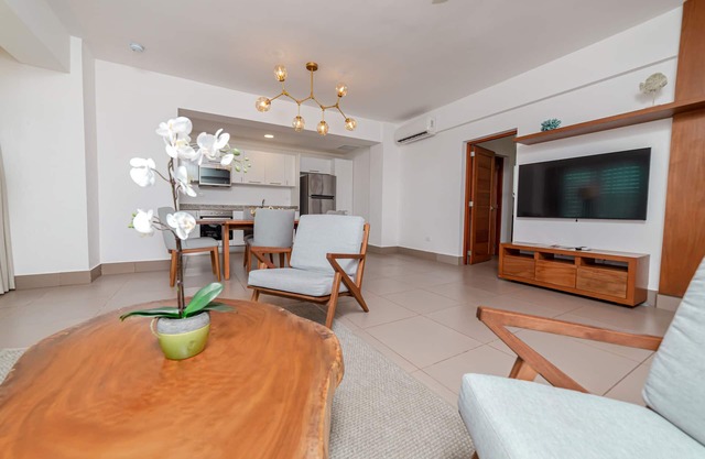 Outstanding 1 Bedroom Apartment, Garden View (B)